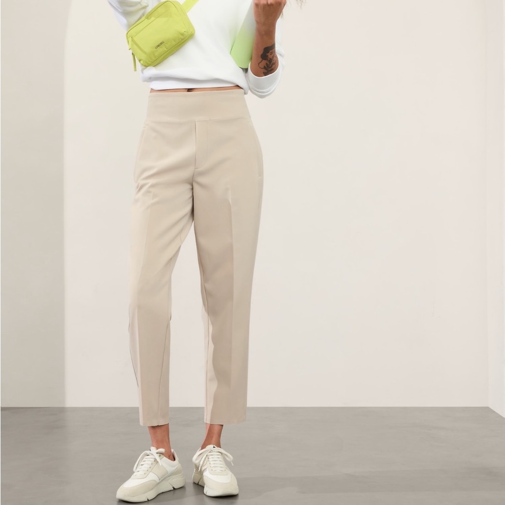 EUC Athleta Endless Pants